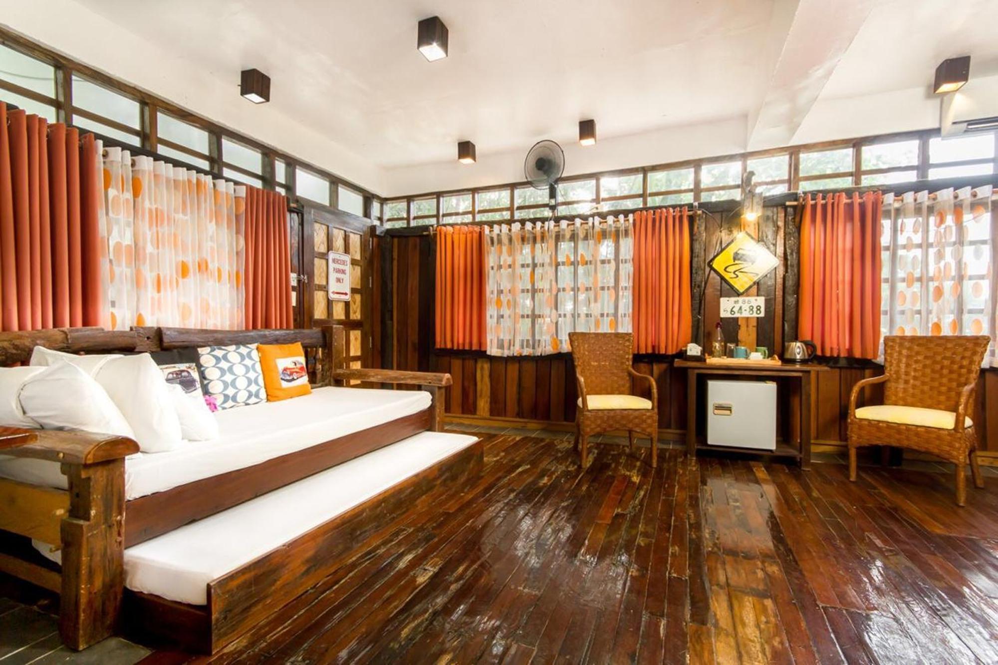 Oldwoods By The Sea Nature Resort Bani Pangasinan Exterior foto
